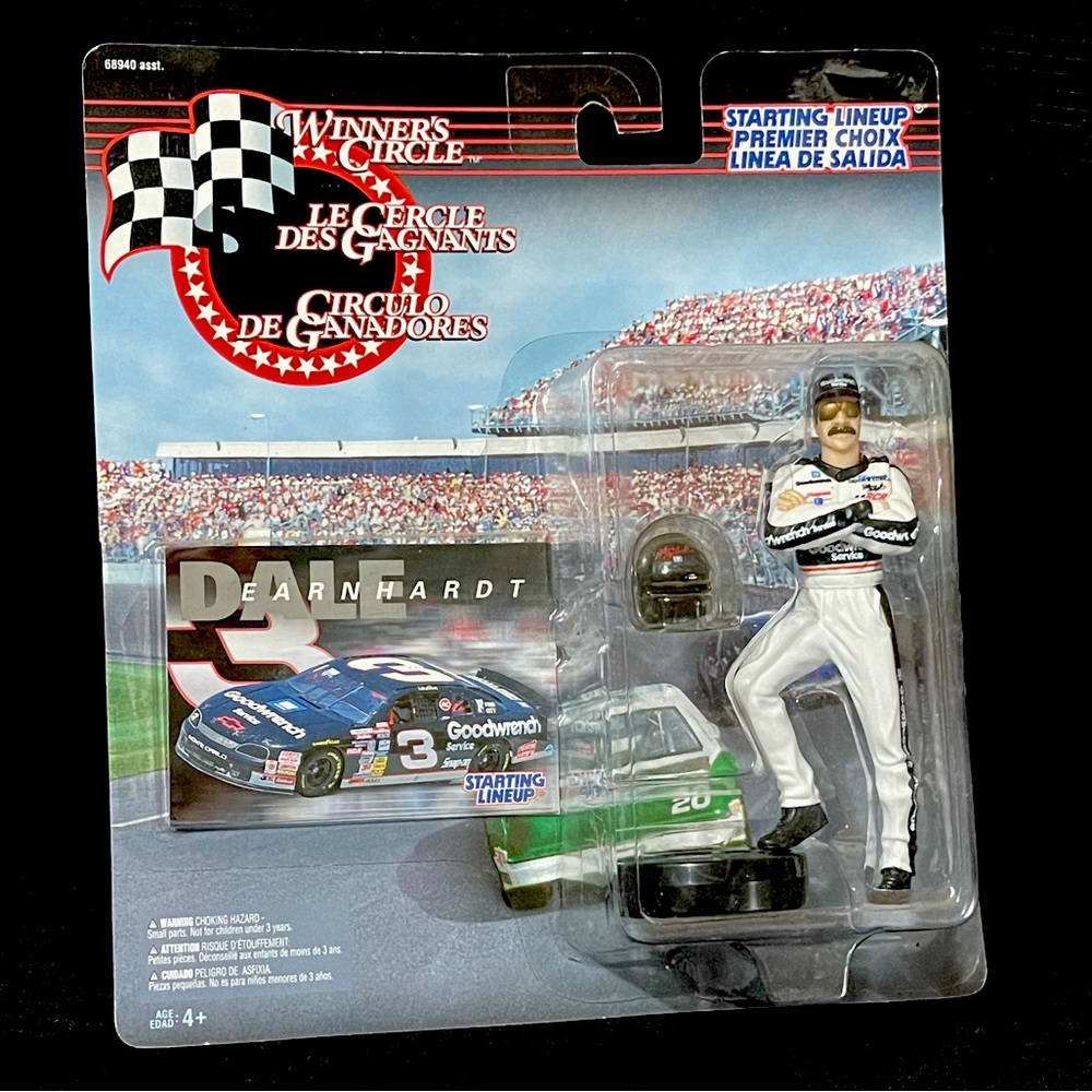 1997 Starting Lineup Winner’s Circle DALE EARNHARDT Goodwrench Racing Figure